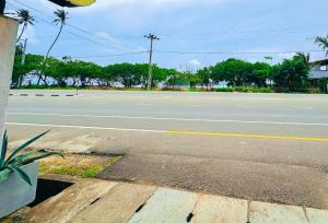 アハンガマにあるPrivate Villa with a Pool, Beach Front - The White Houseのギャラリーの写真