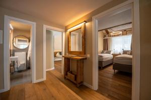 Postel nebo postele na pokoji v ubytování Elfi - luxury mountain bijou by Inspiringplaces Zermatt