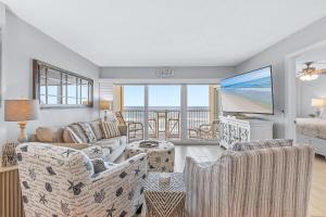 Un lugar para sentarse en Ponce de Leon Towers 804