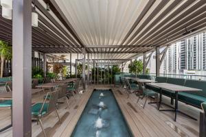 Mynd úr myndasafni af On 46th Floor! Amazing Views and Free Parking í Miami