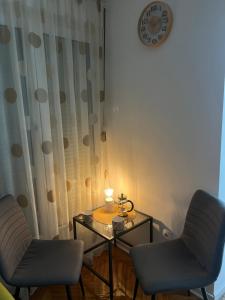 Posezení v ubytování Aurora Apartmani Indjija