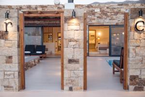 Fotografie z fotogalerie ubytování ARC suites v destinaci Mylopotas