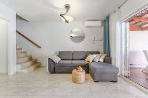 Posezení v ubytování Apartment with private patio