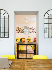 Billede fra billedgalleriet på Hotelzimmer in Düsseldorf 16 Hotel Heidelberger Hof i Düsseldorf + 2 billeder