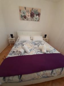 Ein Bett oder Betten in einem Zimmer der Unterkunft House Branka