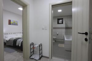 Ένα μπάνιο στο Ivan's guesthouse