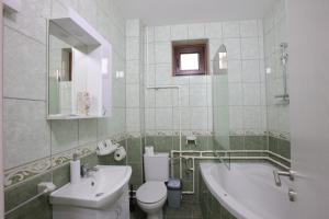 Ένα μπάνιο στο Ivan's guesthouse