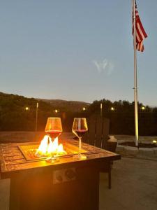 Gallery image of Stunning views with pool, spa, firepit, game court and BBQ in Ahwahnee