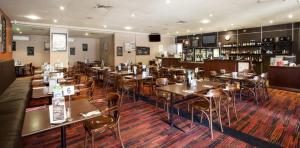 Gallery image of Upper Ross Hotel in Townsville