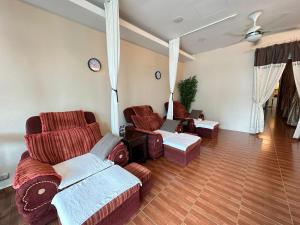 Posezení v ubytování Sam Hotel + 17 fotografií