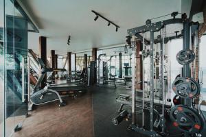 Fitness centrum a/nebo fitness zařízení v ubytování PULANG ke UTTARA