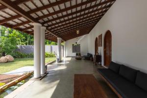 Taman di luar Mudliyar House