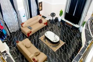 Φωτογραφία από το άλμπουμ του Exclusive Villa 24Hr Solar Electricity σε Umuahia