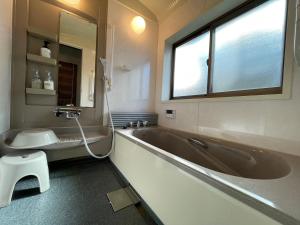 Private Lodge 春夏秋冬 -SHIKI-的一间浴室