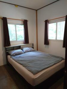 Postel nebo postele na pokoji v ubytování Freedom home