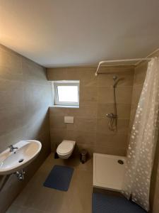 Afbeelding uit fotogalerij van Ringers Pension in Biebesheim