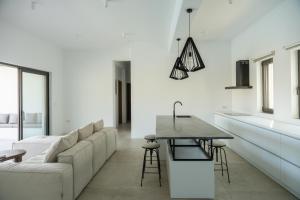 Ruang duduk di Kavos Villas Skyros