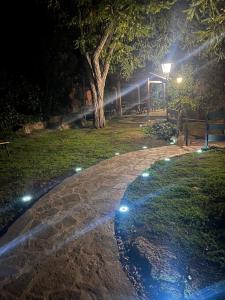 Κήπος έξω από το El Secreto del Arroyo +66 φωτογραφίες