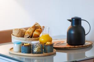 Jedlo v ubytovaní bed & breakfast alebo blízkom okolí