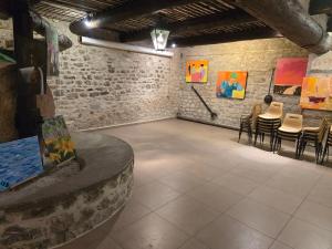 Vitrolles-en-LuberonCharmante maison dans le Luberon的相册照片