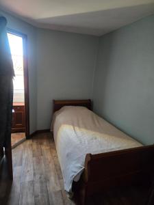 Vitrolles-en-LuberonCharmante maison dans le Luberon的相册照片 更多7张照片