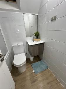 Koupelna v ubytování Hermosa Casa para 6 personas + 19 fotografií