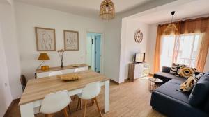Posezení v ubytování La Casa de Pablo + 6 fotografií
