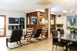 TV a/nebo společenská místnost v ubytování Hotel Chipiona