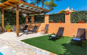 En have udenfor Apartment Jadrija With Sea View 08