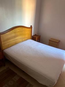 Katil atau katil-katil dalam bilik di Appartement convivial -Marrakech