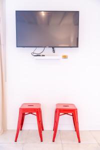 TV a/nebo společenská místnost v ubytování Grand Duplex avec Spa et Parking privé- 8 personnes