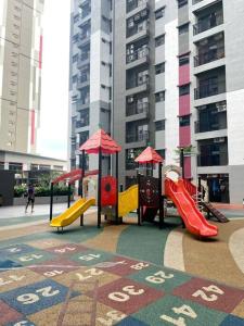 Fotografie z fotogalerie ubytování Residensi Mutiara, Kajang 2 - 3 Bedroom condo with Forest View v destinaci Kajang