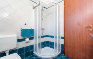 Kúpeľňa v ubytovaní Two-Bedroom Holiday Home In Volme