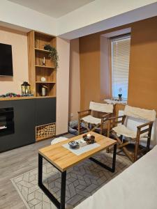 Χώρος καθιστικού στο Apartman Sky light +42 φωτογραφίες