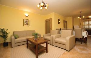 Posezení v ubytování Pet Friendly Home In Bonasini