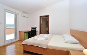 Posteľ alebo postele v izbe v ubytovaní Holiday Home Pridraga With Outdoor Swimming Pool 183