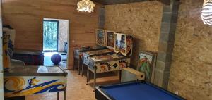 Fotografie z fotogalerie ubytování Le Clos d'Ô Maison de charme La Salamandre avec sa piscine chauffée proche de Sarlat v destinaci Prats-de-Carlux + 38 fotografií