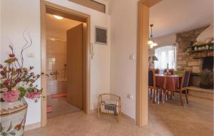 Część wypoczynkowa w obiekcie Holiday Home Mio Persan Cr