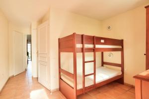 Gallery image of Résidence Le Parc d'Arradoy - maeva Home - Studio 5 personnes - Confort MAE-4841 in Uhart-Cize +13 photos