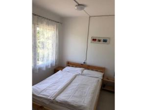 RessenにあるBungalow in Spreewald with Terrace and Lawnのギャラリーの写真