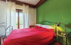 Posteľ alebo postele v izbe v ubytovaní Nice Home In Marcana With Kitchen