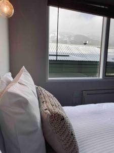 Banjo 3 Chalet - Magnificent view and great location客房内的一张或多张床位