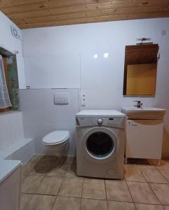 Ένα μπάνιο στο Volli Monteurzimmer Schwäbisch Hall 6 bis 8 Schlafzimmer bis 11 Pers