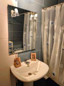 Koupelna v ubytování La Casa de Ra - tucasaenlospirineos + 25 fotografií