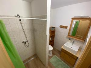 Veronka Vendékház Gombosszeg 8984 Gombosszeg, Petőfi Sándor utca 25 kép - 2