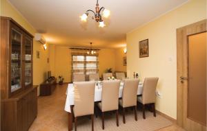 Posezení v ubytování Pet Friendly Home In Bonasini
