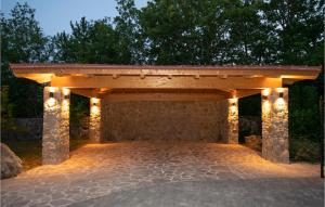Fotografia z galérie ubytovania Three-Bedroom Holiday Home In Grubine v destinácii Grubine