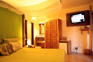 TV a/nebo společenská místnost v ubytování Bangalore Suites