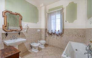 Łazienka w obiekcie Villa Pieve, Lucignano