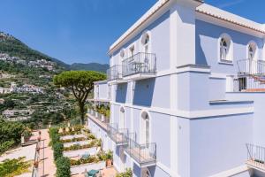 Nespecifikovaný výhled na hory nebo výhled na hory při pohledu z hotelu + 37 fotografií